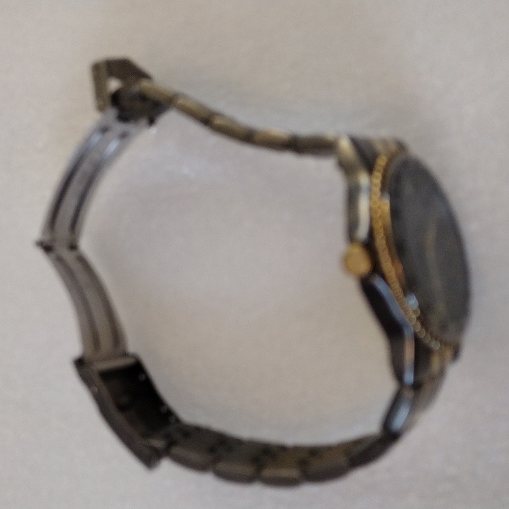 Wolverine watch. - Picture 6 of 9
